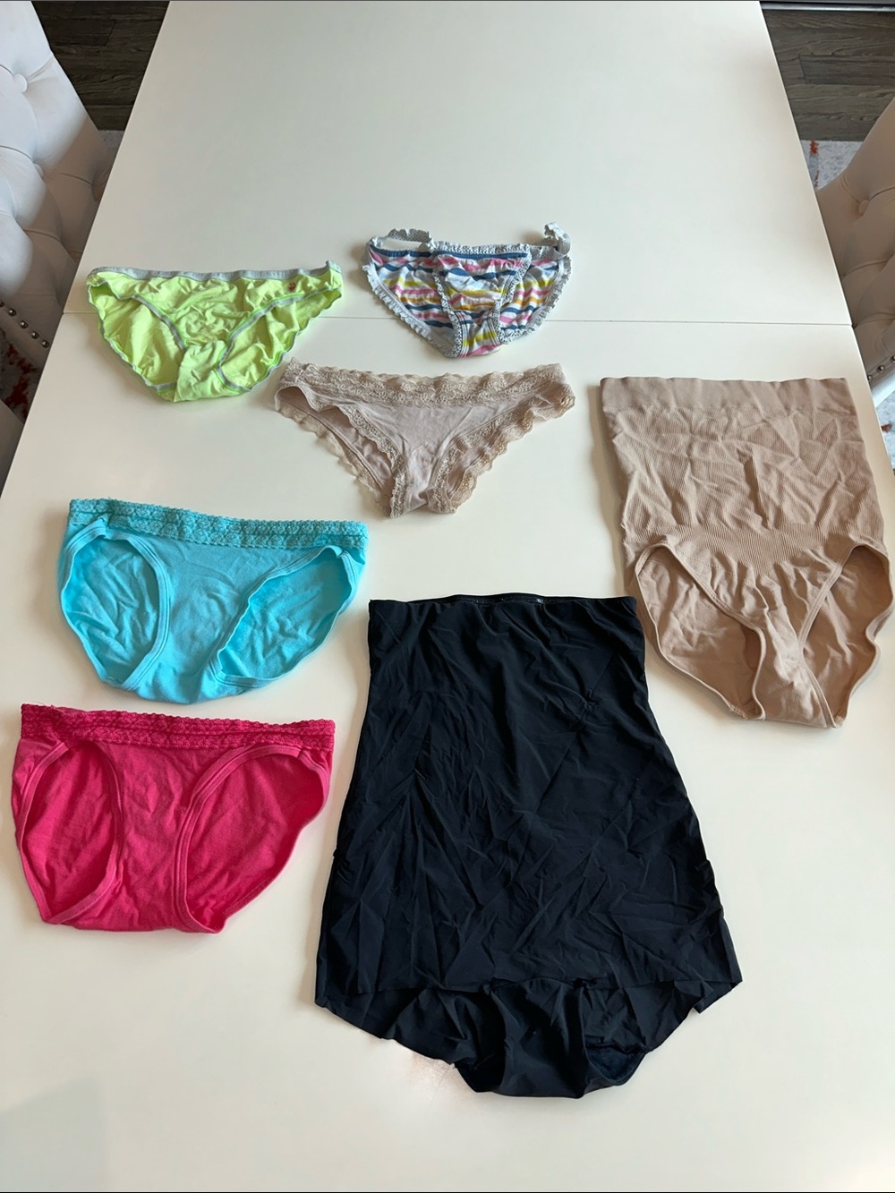 Mixed Lot Women's Underwear